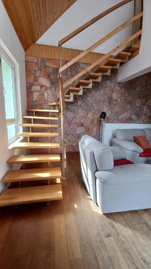 Villa Haskova With 3 Bedrooms Banská Bystrica Exterior photo