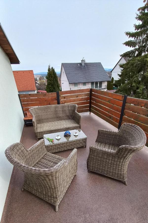 Villa Haskova With 3 Bedrooms Banská Bystrica Exterior photo